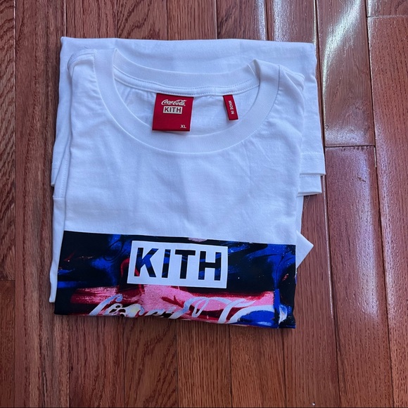 Kith coca cola vintage look tshirt - Picture 6 of 6